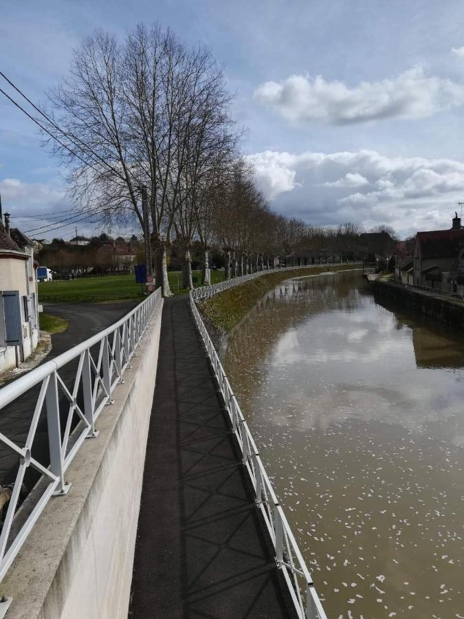 Le Loft Montargis Gien Maison De Ville Sainte-Geneviève-des-Bois Kültér fotó